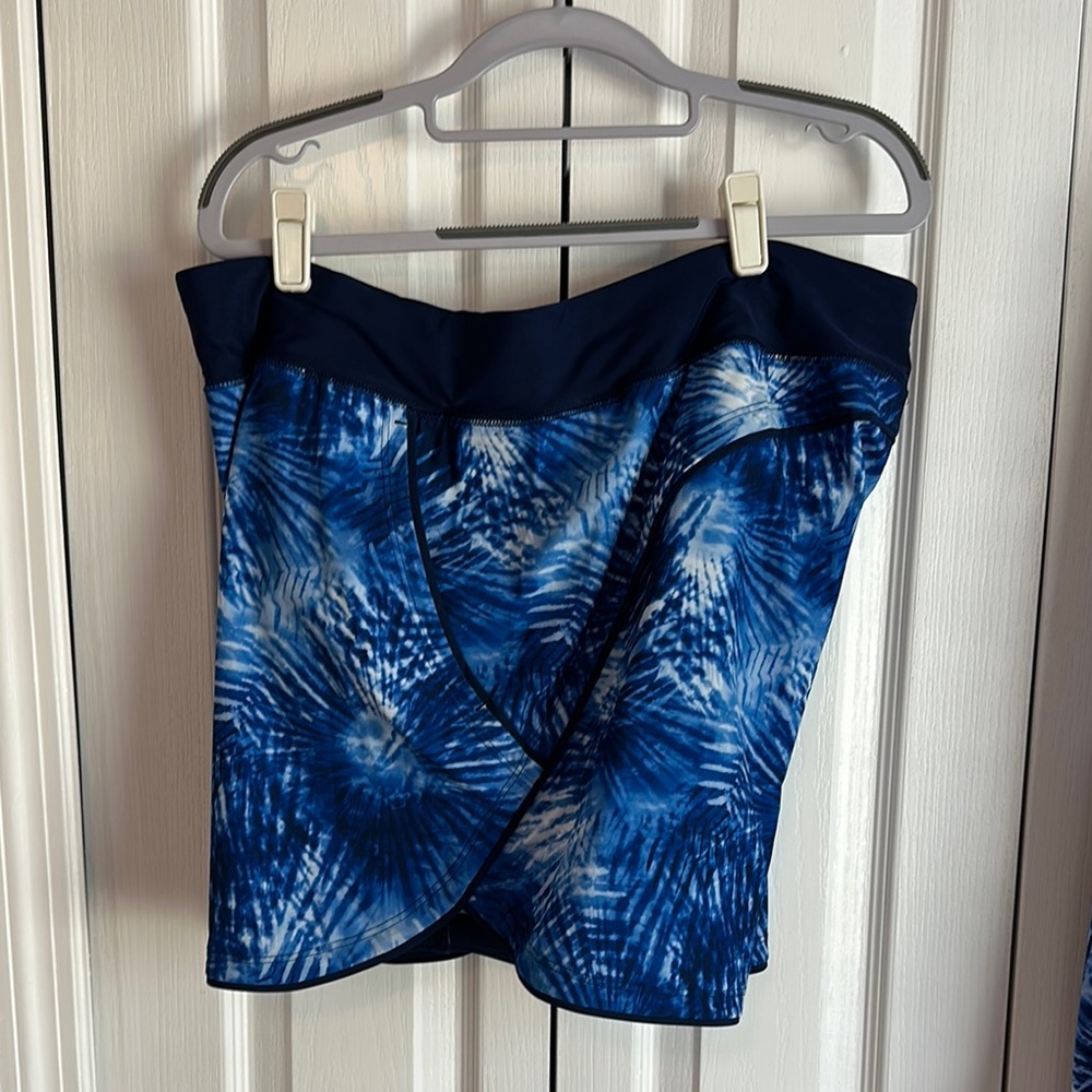 Lands’ End Blue Tie-Dye Board Shorts